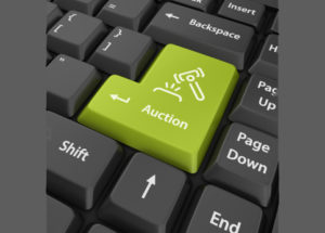 Rules of Bargain Hunting in Online Auctions