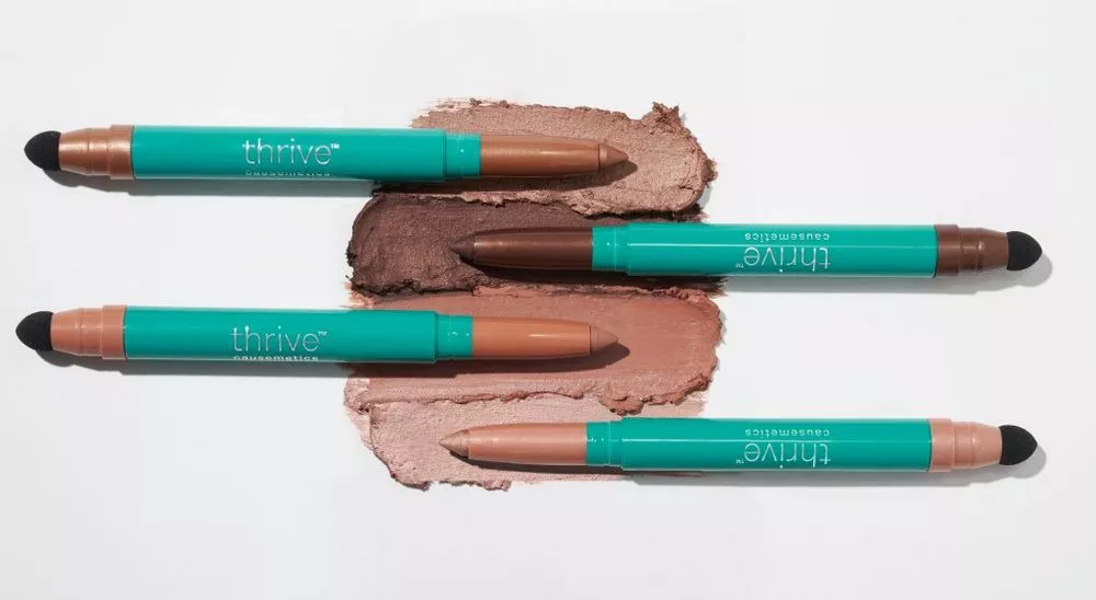 The Best Thrive Eyeshadow Sticks For Creating A Dramatic Look